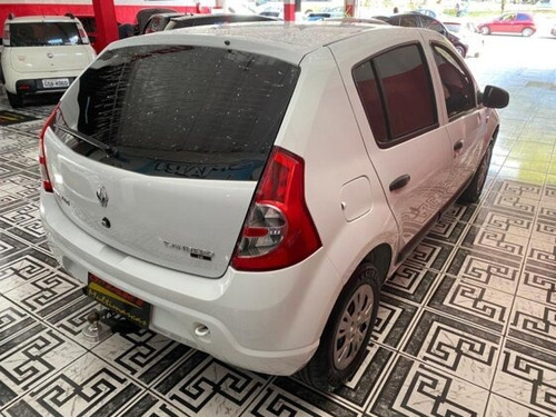 Sandero Authentique 1.6 8v Hi-torque (flex)