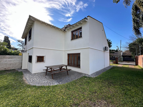 Casa En Alquiler En Bella Vista