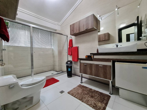Imagen 21 de 22 de Remax Infinity Exclusivo Townhouse A Estrenar 140637 Frances Mijares 04144990396