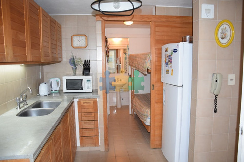 Apartamento En Brava, 2 Dormitorios *- Ref: 2710