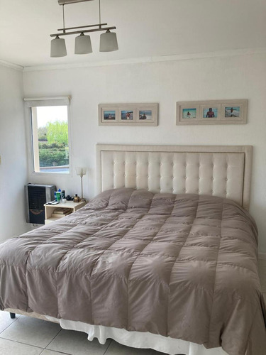 Venta Casa Estilo Minimalista- Club De Campo El Lauquén