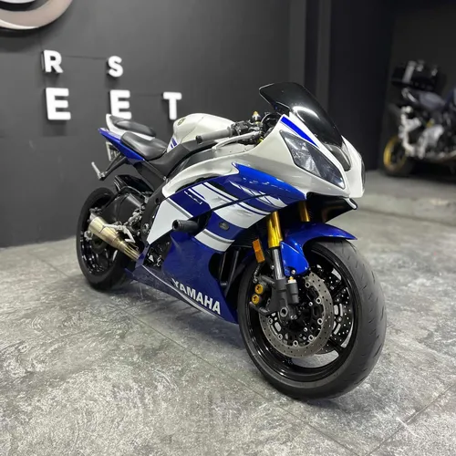 Yamaha Yzf R6