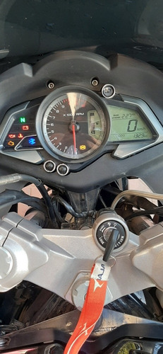 Bajaj Rouser 200 Rs