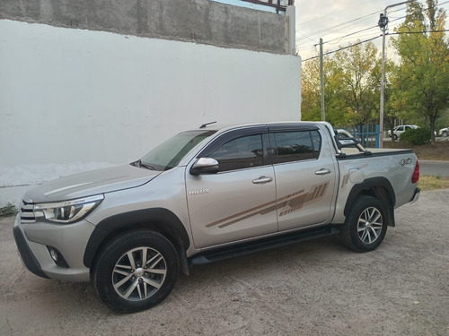 Toyota Hilux Pick-Up 2.8 Cd Srx 177cv 4x4