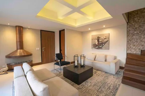 Apartamento En Venta En El Poblado. Cod V12209