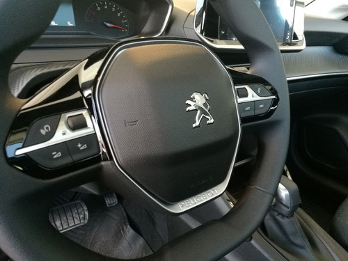 Peugeot 208 Active Tiptronic