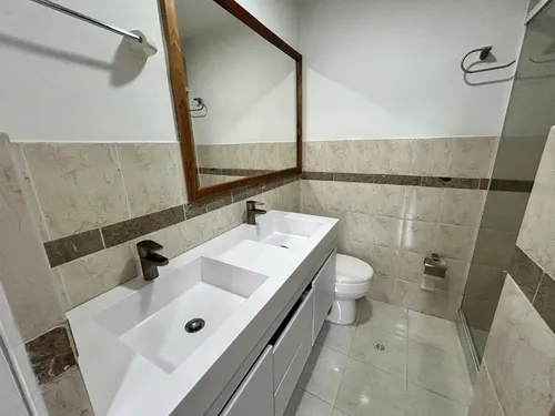 Apartamento En Arriendo Ubicado En El Poblado Sector Castropol (26959).