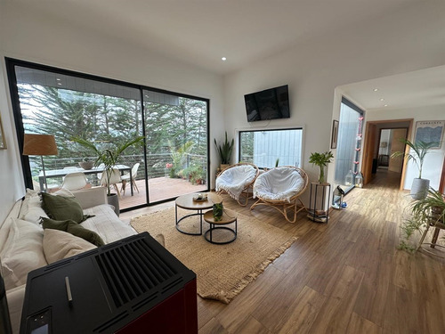 Casa Con Accesos Universales En Maitencillo