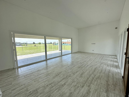 Casa En Venta Barrio San Simon Canning