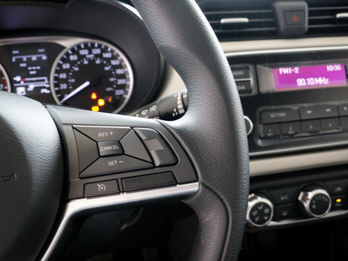 Imagem 13 de 14 de Nissan Versa Sense 1.6 (flex)