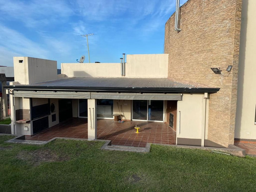 Casa En Venta En Country Loma Linda