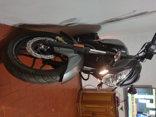 Bajaj Rouser Ns200 11/2020 Naked 200 Ns