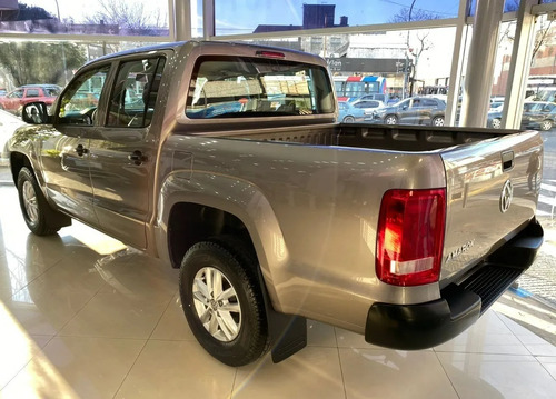 Imagen 17 de 19 de Volkswagen Amarok Trendline 4x2 0km Fisica Tasa 0%