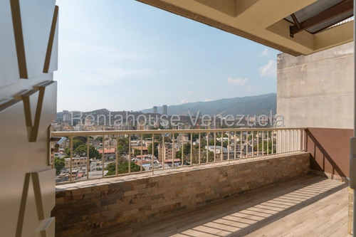 Imponente Y Moderno Ph En Venta En Los Chaguaramos. Yr25-18095. Servicio De Agua Constante, Gas Directo, Internet De Fibra Óptica Y Línea Cantv.