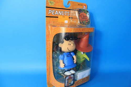Lucy Van Pelt Charlie Brown Peanuts Playing Mantis (Usado)