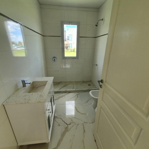 Imagen 10 de 12 de Casa En Cruz Del Sur - San Vicente - Canning