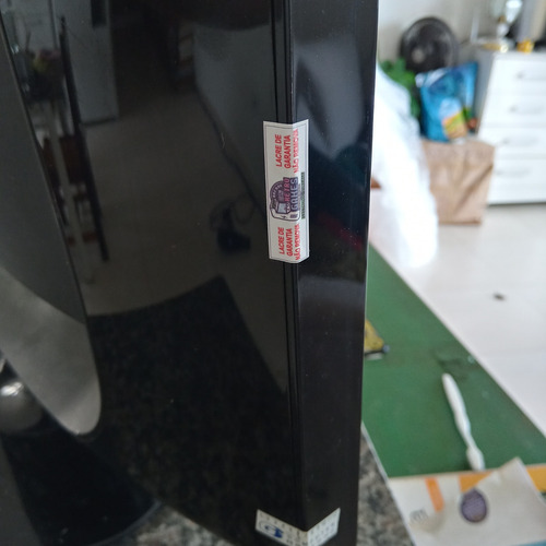 Monitor Lcd Samsung 933 18.5 Pol C/defeito - Leia O Anuncio (Usado)