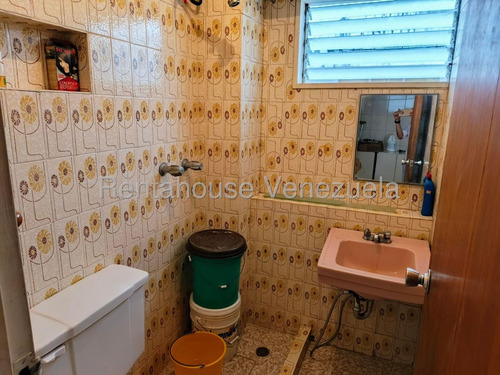 Apartamento En Venta Los Palos Grandes 25-22948