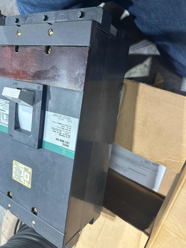 Interruptor Termomagnetico General Electric 3x800a C/zapatas