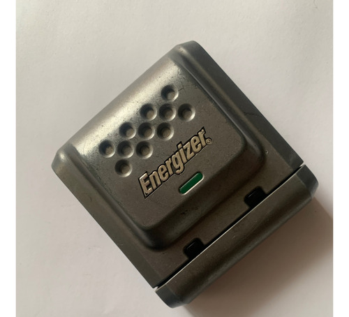 Energizer Chdc Cargador Original Batería Aa Y Aaa Recargable (Usado)