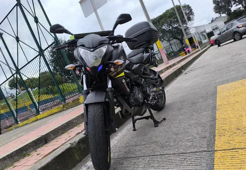 Ns 200