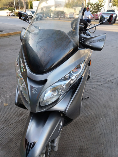 Excelentes Condiciones, Todo Pagado,12500 Km Llantas Bringst