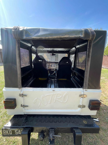 Imagen 7 de 19 de Jeep Ika Potro 221