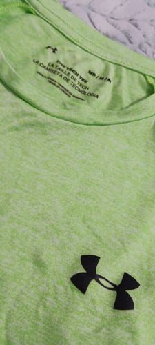 Under Armour Playera M (Usado)