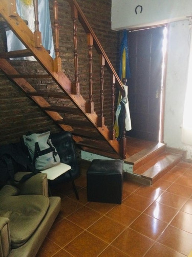 Imagen 3 de 7 de Permuta - Duplex De 2 Ambientes En Venta - Castelar Norte