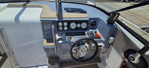 Quicksilver 2400 Cuddy Mercruiser 250 Hp Horas De Uso 230