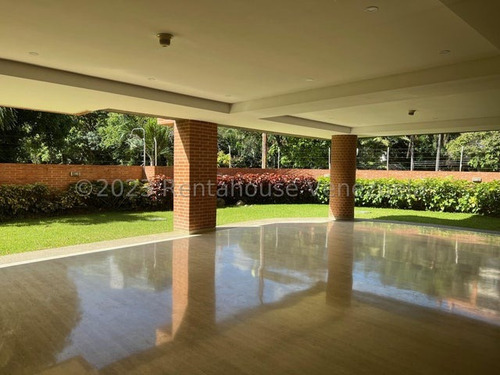 Apartamento En Alquiler En Campo Alegre Cod. 24-12877 Lm