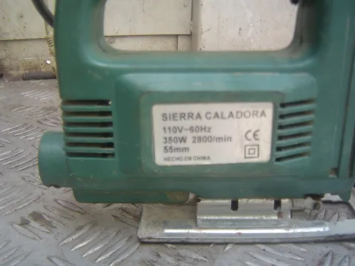 Sierra Caladora Bossman (Usado)