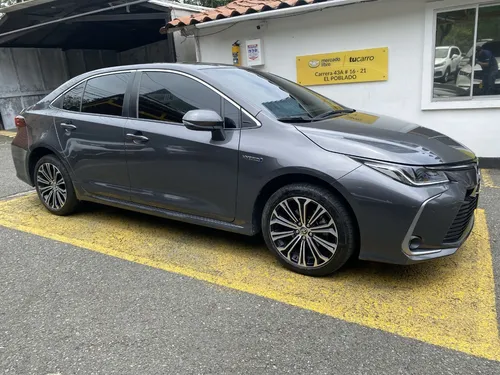 Toyota Corolla 1.8 Se-g Hibrido At 4x2 2022