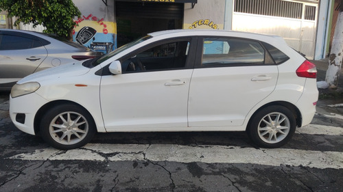 Chery Celer Sedan 1.5 Flex 4p