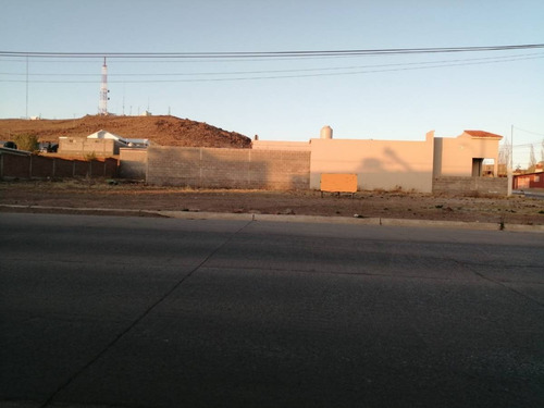 Imagen 1 de 4 de Terreno En Venta