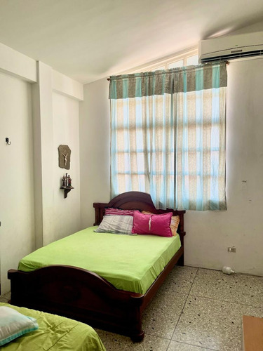 Inmobiliaria Mundo Inn Vende Casa En Colinas De Santa Rosa