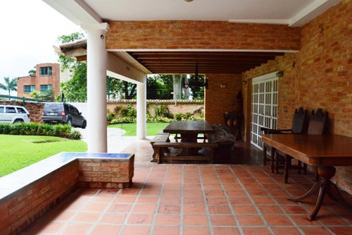 Imagen 2 de 11 de Altamira, Se Alquila Casa. Cod. 20-22734