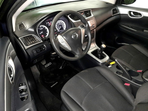 Imagen 3 de 16 de Nissan Sentra 2016 2.0 Advance