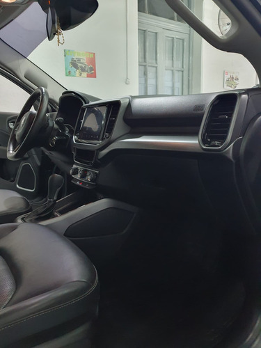 Fiat Toro 1.8 170 E-torq Evo Freedom At6