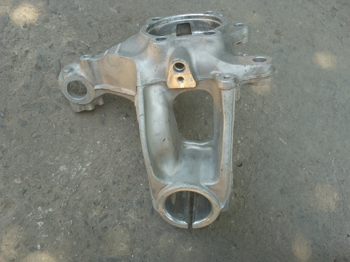 Mango Delantero Izquierdo Mercedes Cla 250 2021 - 2023 (Usado)