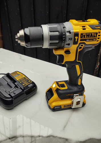 Taladro Rotomartillo Dewalt Dcd796 20v + Accesorio (Usado)