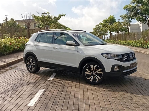 Volkswagen T-Cross 1.0 200 TSI TOTAL FLEX COMFORTLINE AUTOMÁTICO
