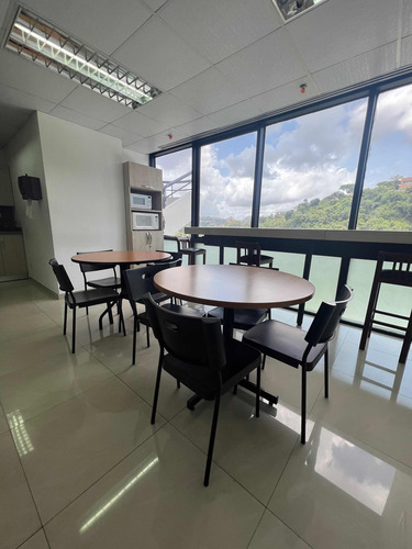 Se Vende O Alquila Chuao Oficina 318 Mts Aire Acondicionado