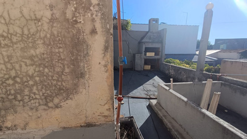 Casa En Venta Mas Local, Ideal Inversor Hurlingham