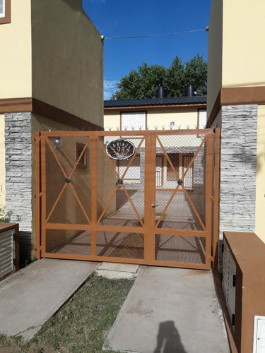 Dúplex En Venta - 2 Dormitorios 2 Baños - Cochera - 70mts2 - Costa Azul