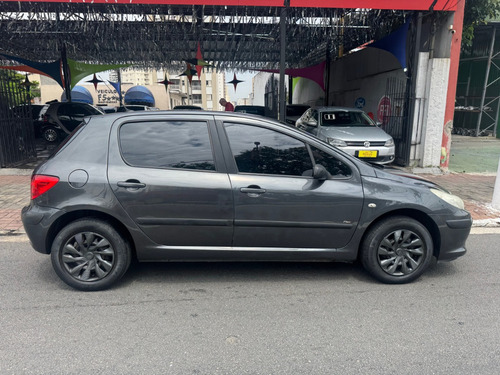 Peugeot 307 1.6 Presence Flex 5p