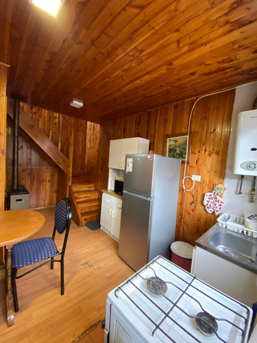 Arriendo Departamento Interior Amoblado.