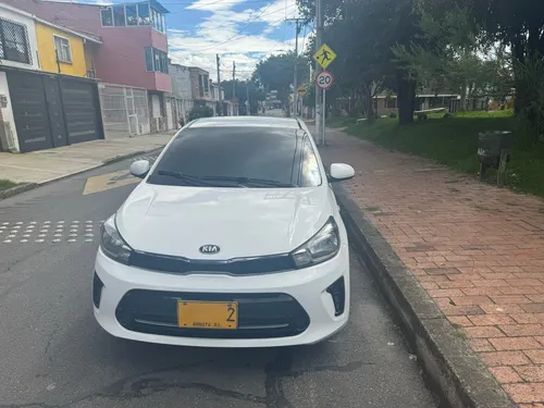 Kia Soluto 2020 Automático Perfecto Estado