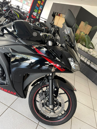 Imagem 7 de 10 de Yamaha R3 2016