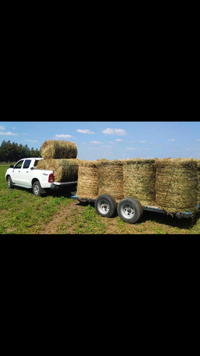 Rollos Y Fardos De Alfalfa Y Mezcla 